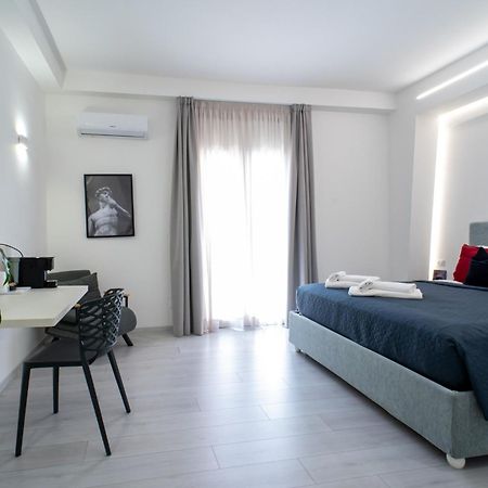 Affittacamere Mani - Camere Con Bagno Privato Gela Exteriör bild