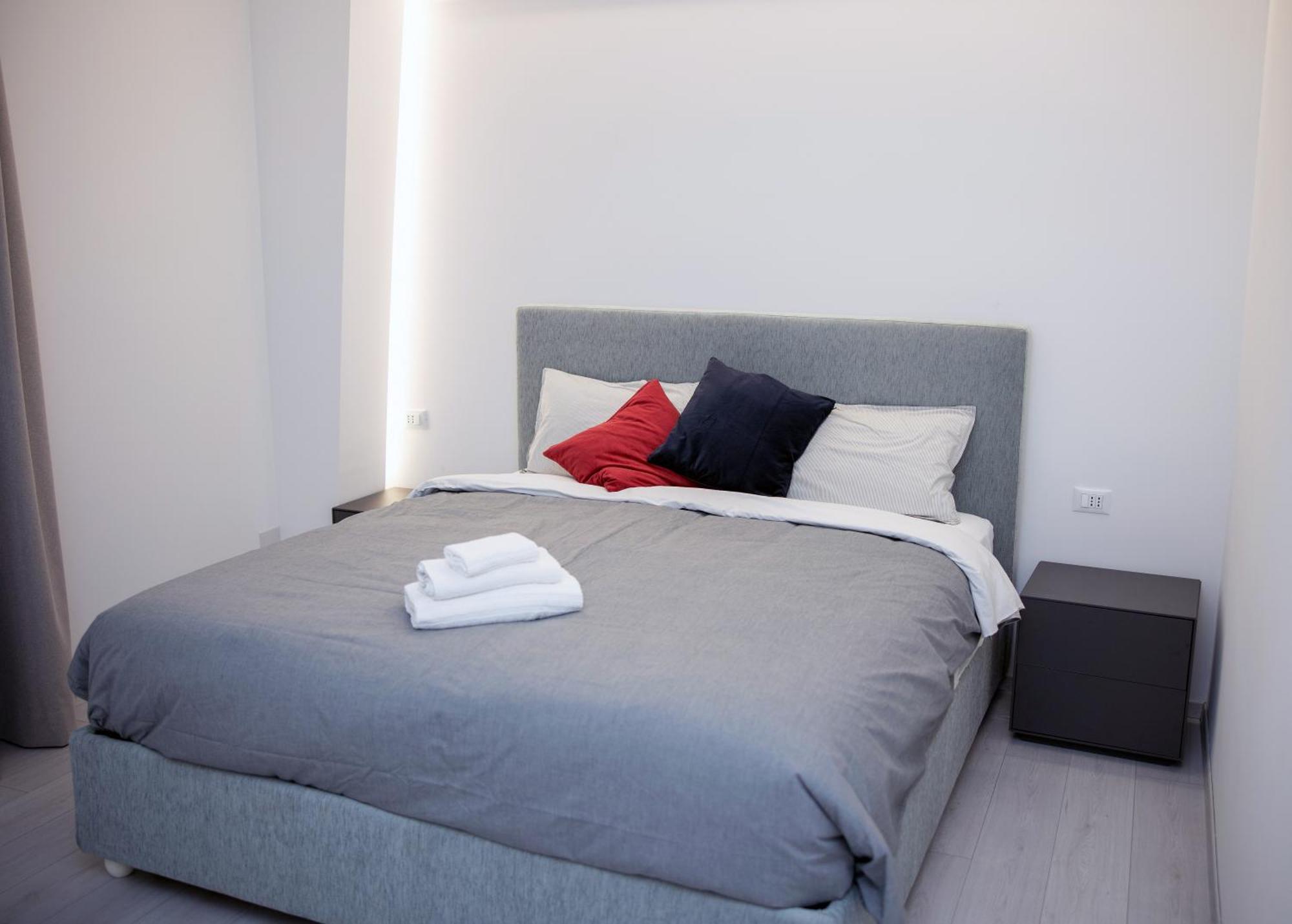 Affittacamere Mani - Camere Con Bagno Privato Gela Exteriör bild
