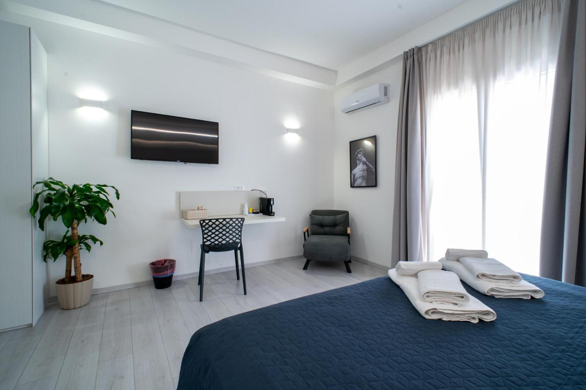Affittacamere Mani - Camere Con Bagno Privato Gela Exteriör bild