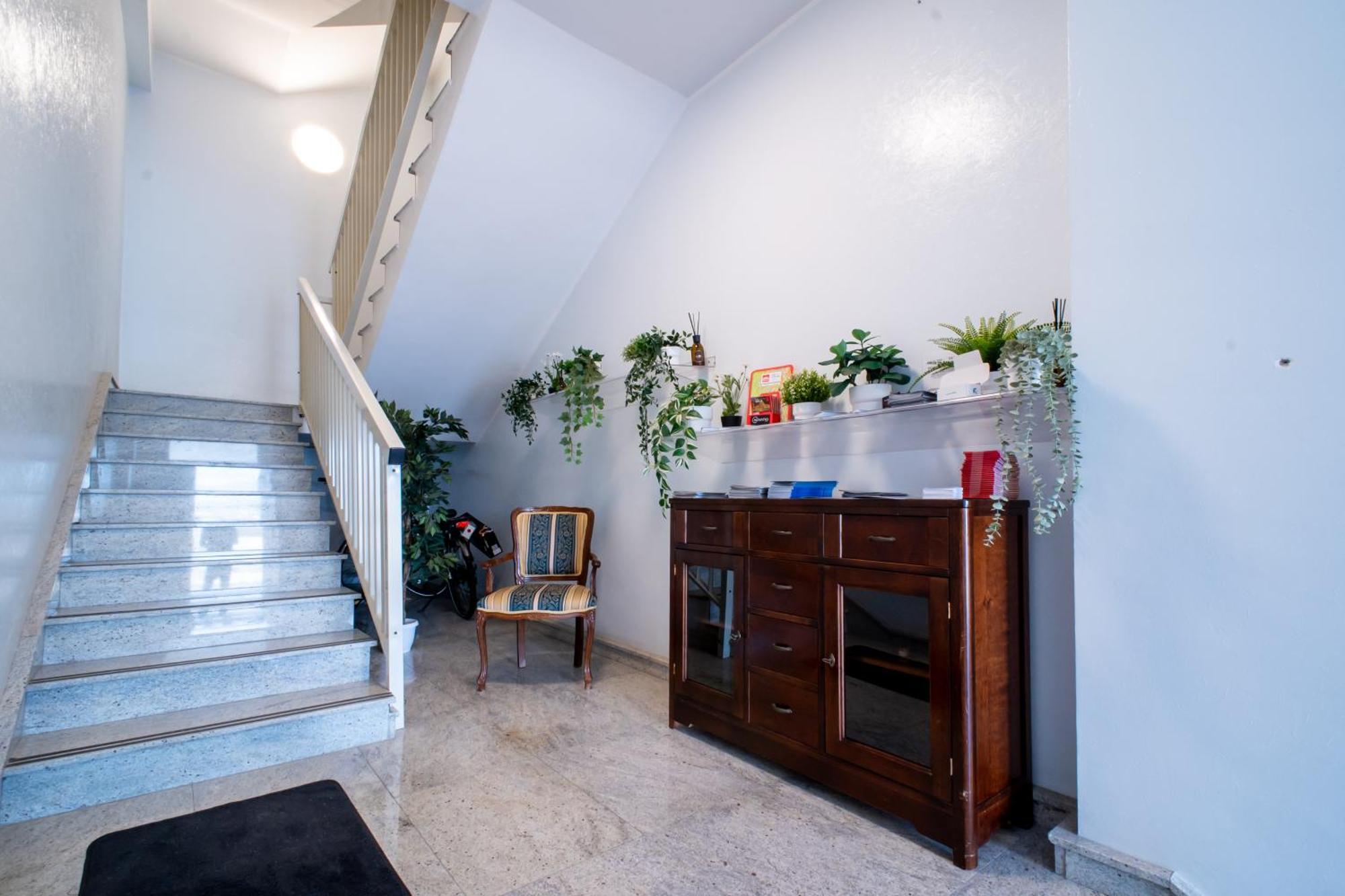 Affittacamere Mani - Camere Con Bagno Privato Gela Exteriör bild
