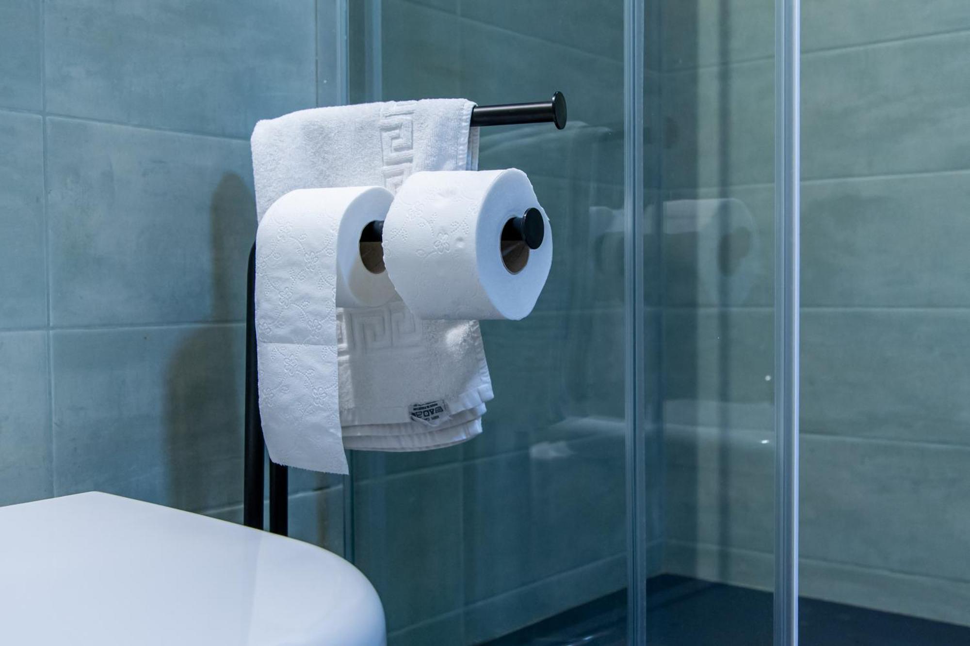 Affittacamere Mani - Camere Con Bagno Privato Gela Exteriör bild